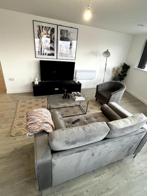 Luxurious City View Apartment In Salford Μάντσεστερ Εξωτερικό φωτογραφία