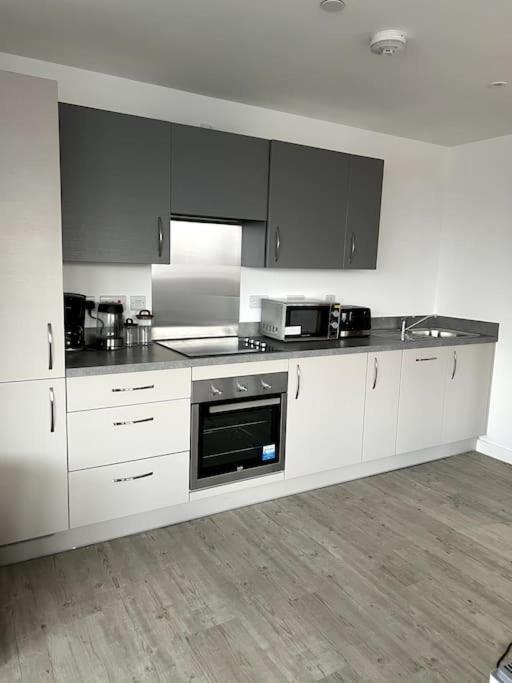 Luxurious City View Apartment In Salford Μάντσεστερ Εξωτερικό φωτογραφία